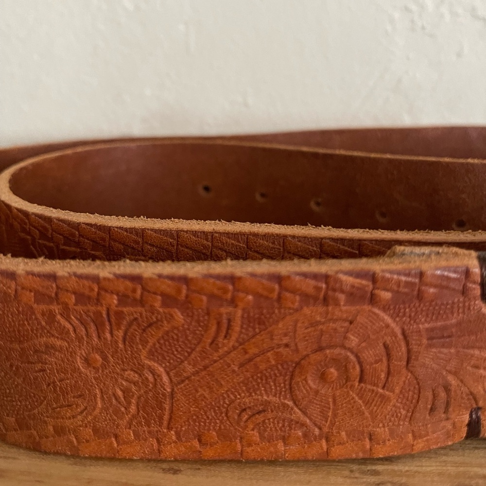 Martin Digman Brown Bridle Leather Belt with Metal Buckle Made In The USA - Picture 4 of 8